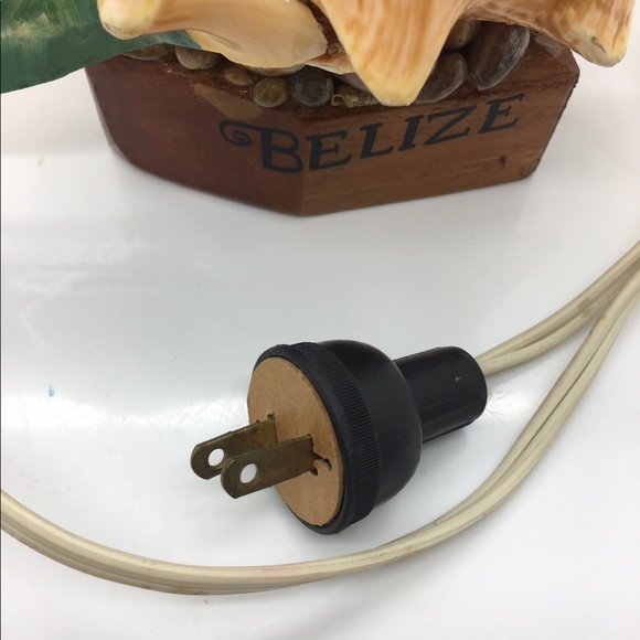 CONCH SHELL LIGHT HandPainted TIKI Bar Post WWII VERY RARE Vintage Working Lite! - Picture 10 of 16